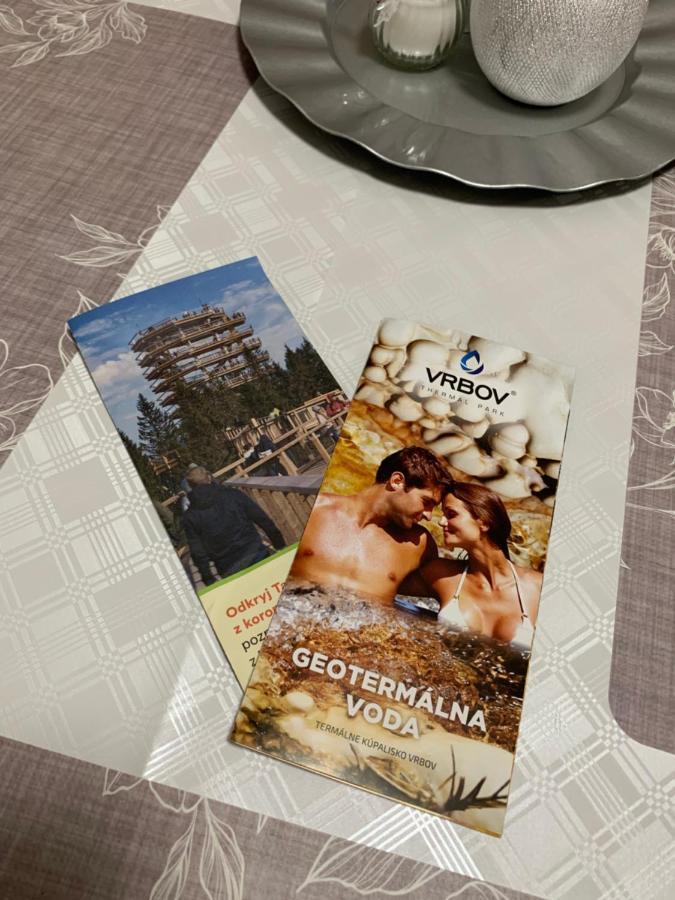 Apartmanovy Dom Magda Vrbov Buitenkant foto